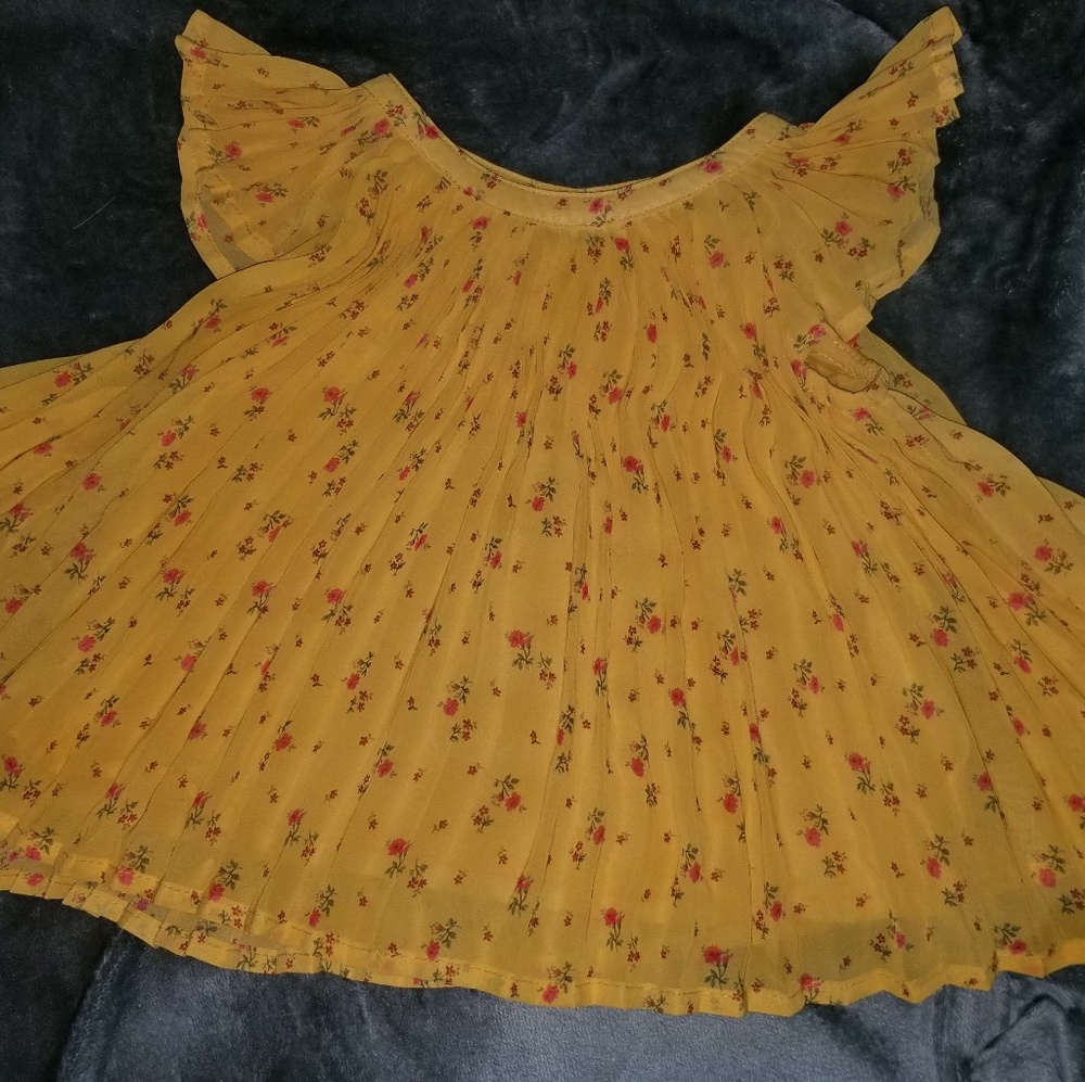 12-18 months Gap flutter dress EUC